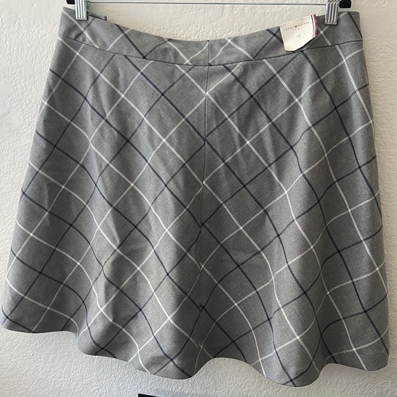 NWT Tommy Hilfiger Adaptive Windowpane Check Skirt - Picture 4 of 4